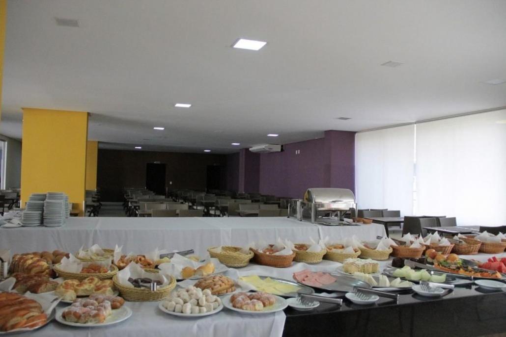 Apto Com 3 Suites, Linda Vista E Otima Area De Lazer - Ate 10 Pessoas Apartment Rio Quente
