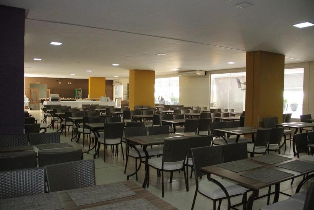 Apartment Apto Com 3 Suites, Linda Vista E Otima Area De Lazer - Ate 10 Pessoas