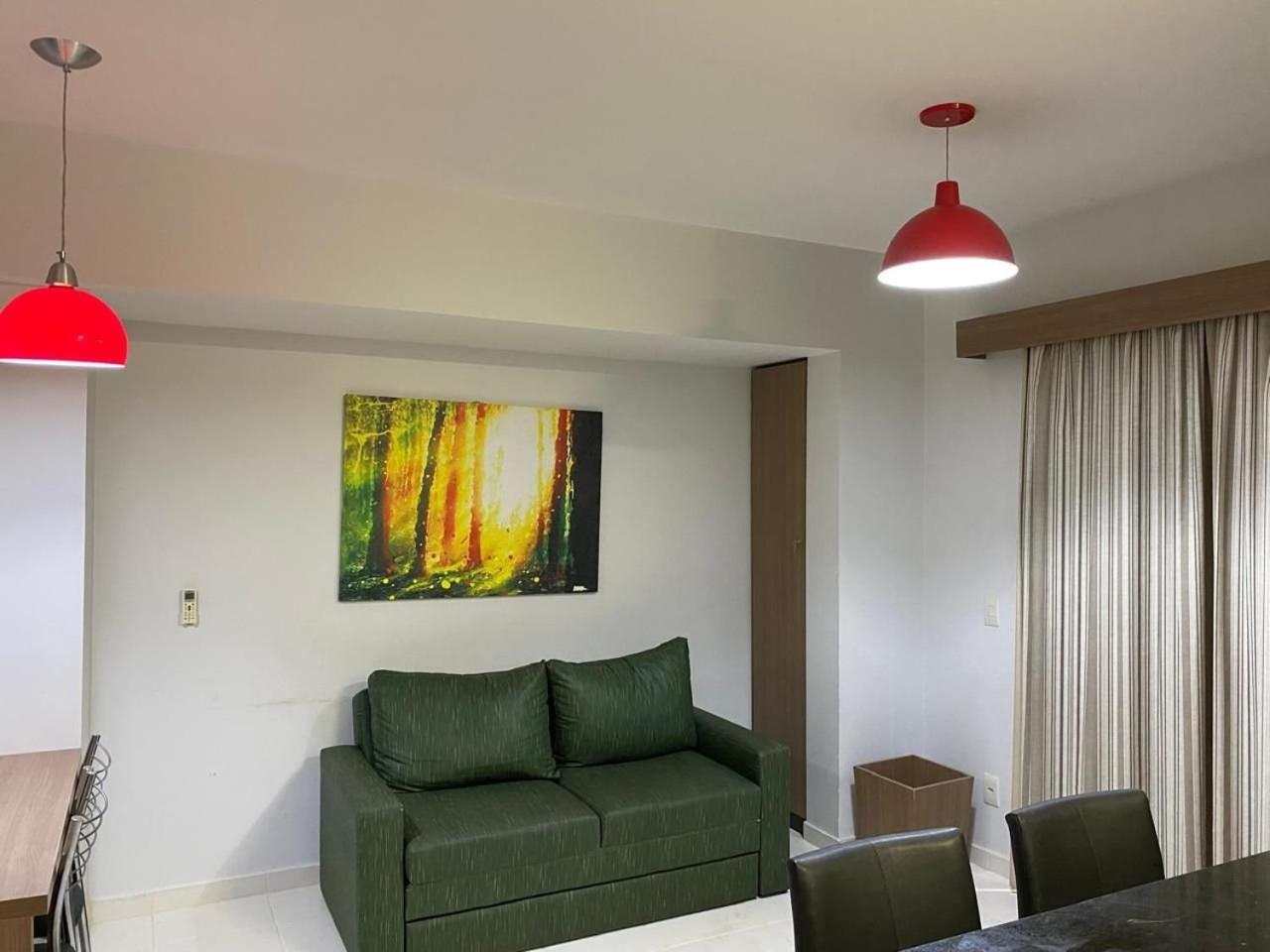 Apto Com 3 Suites, Linda Vista E Otima Area De Lazer - Ate 10 Pessoas *